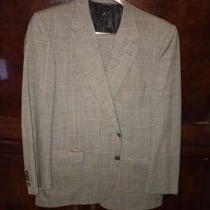 Burberry’s men’s suit